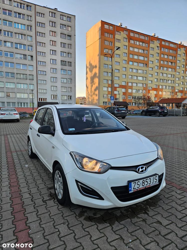 Hyundai i20 1.1 CRDi Classic + - 13