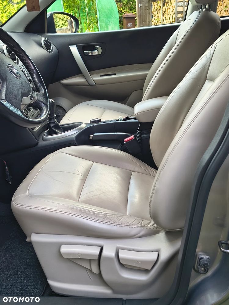 Nissan Qashqai - 10