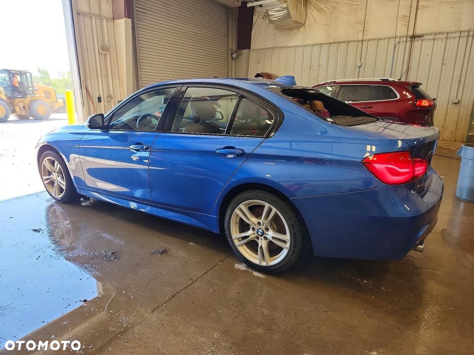 BMW Seria 3 340i xDrive M Sport - 2