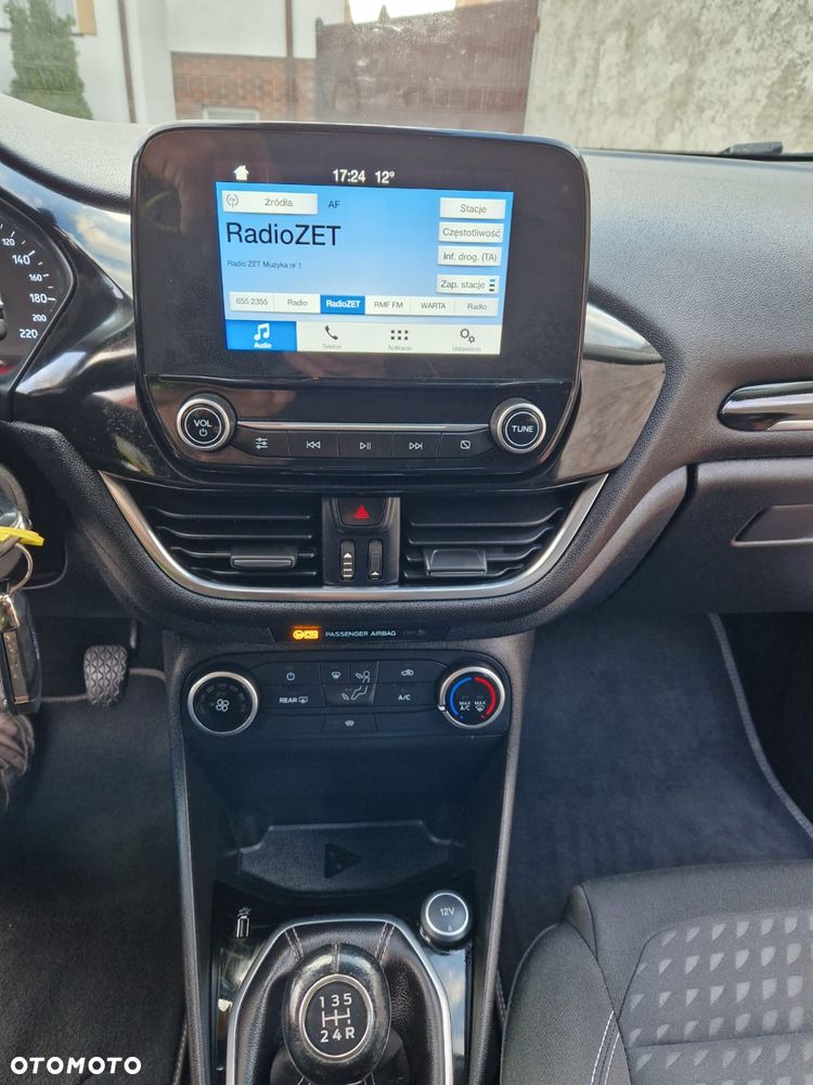 Ford Fiesta 1.1 S&S TITANIUM - 16