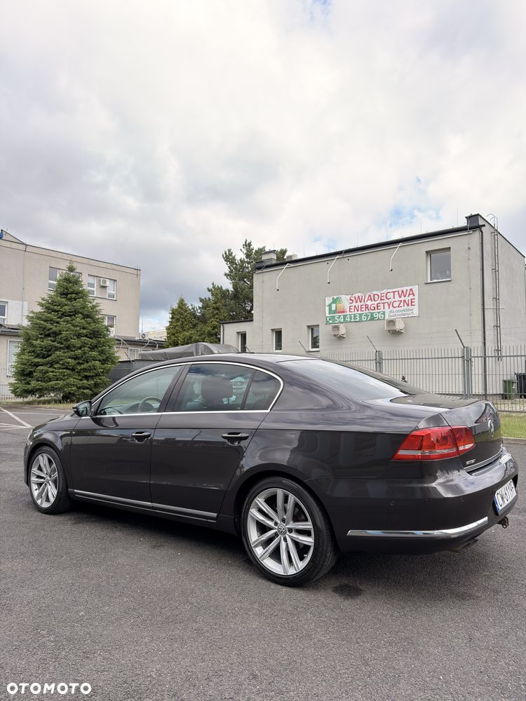 Volkswagen Passat 2.0 TDI DPF Highline DSG - 10