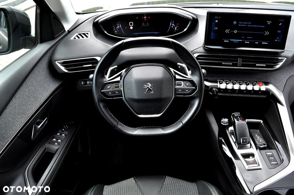 Peugeot 3008 1.2 PureTech Allure S&S EAT8 - 21