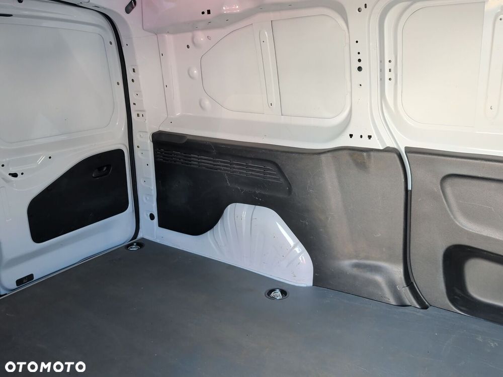 Toyota PROACE CITY - 22