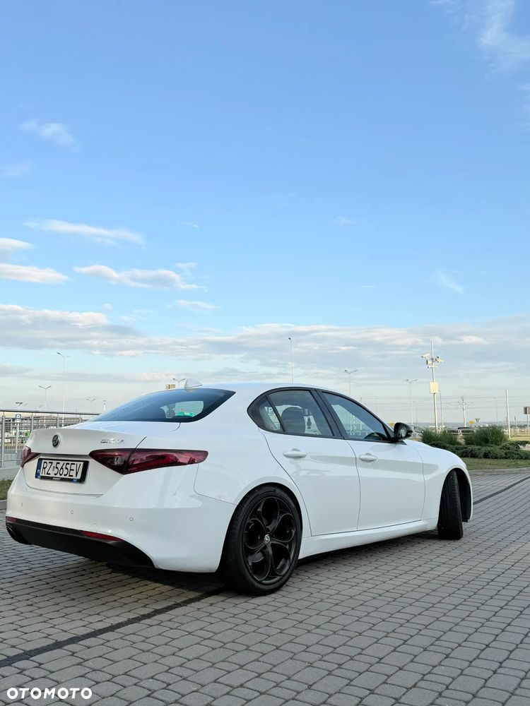 Alfa Romeo Giulia 2.0 Turbo Veloce - 20