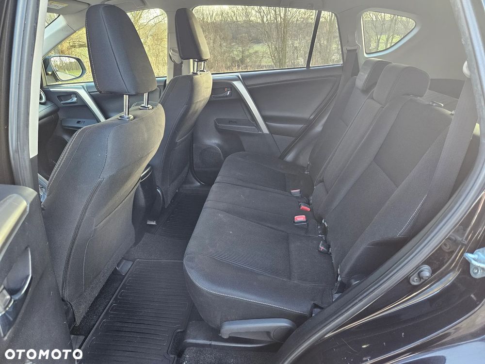 Toyota RAV4 2.0 D-4D Premium 4x2 - 10