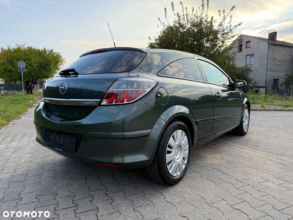 Opel Astra GTC 1.4 Catch me now - 11