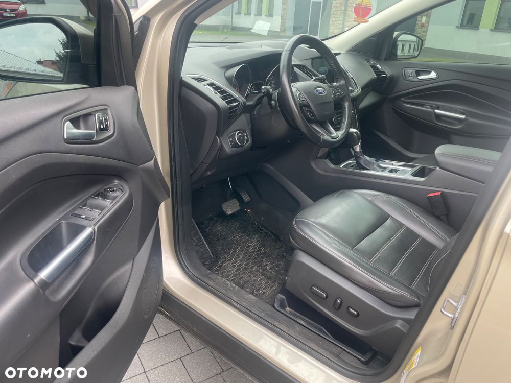 Ford Escape - 12