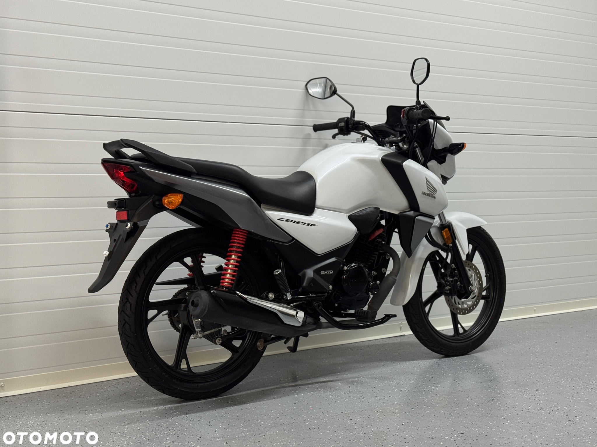 Honda CBF - 3