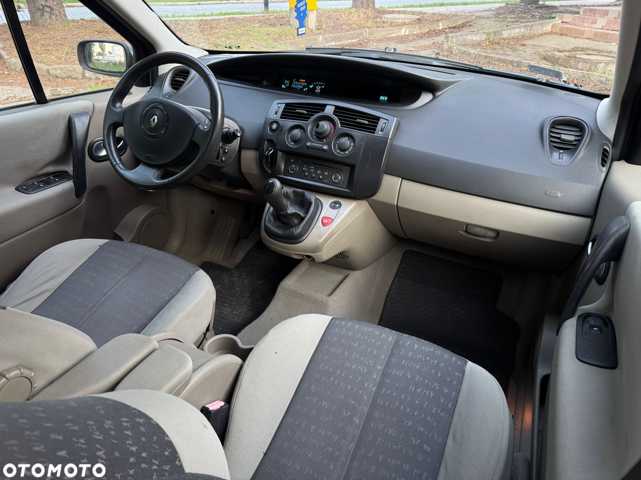 Renault Scenic 1.6 Confort Expression - 6