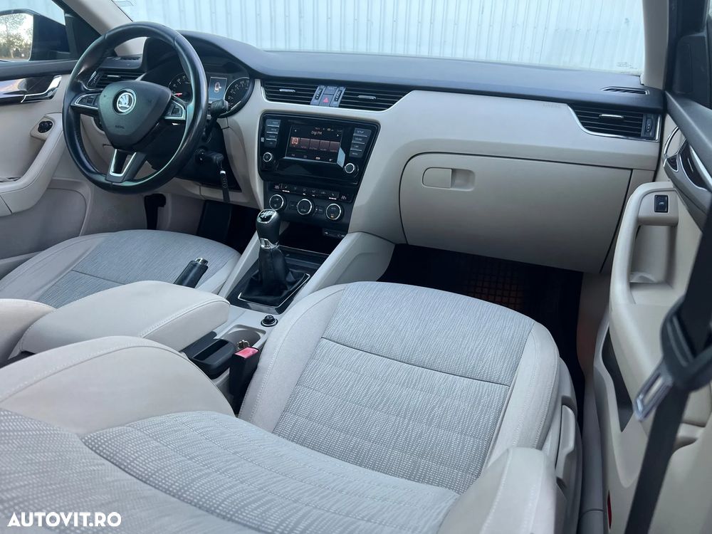 Skoda Octavia 1.6 TDI Ambition - 23