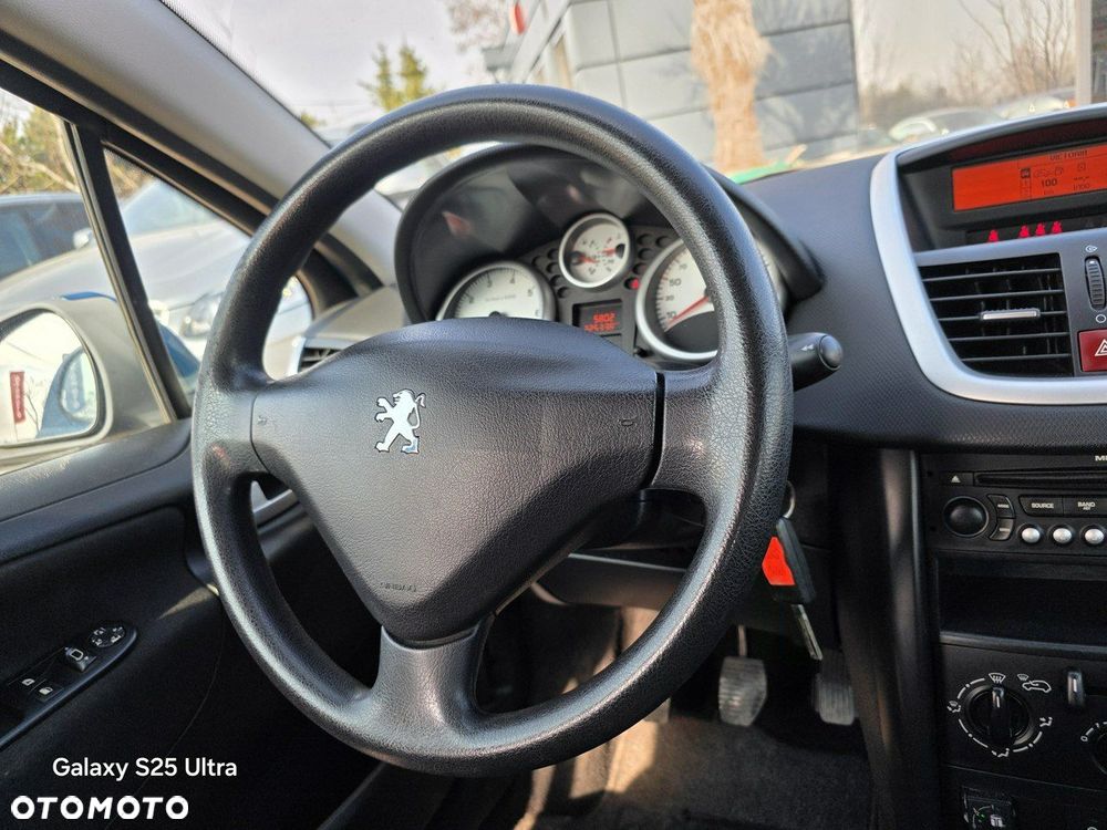 Peugeot 207 1.4 - 36