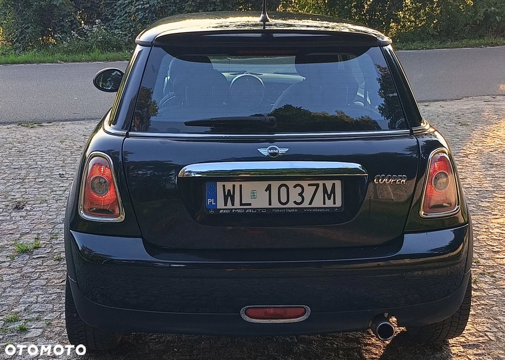 MINI Cooper Standard - 11