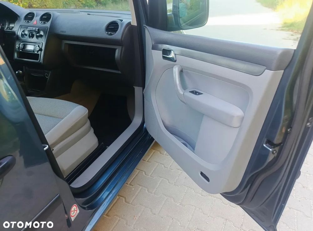 Volkswagen Caddy - 23
