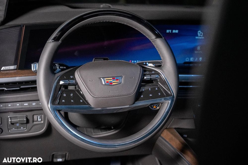 Cadillac Escalade - 13