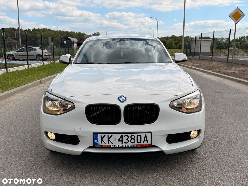 BMW Seria 1 116d - 14