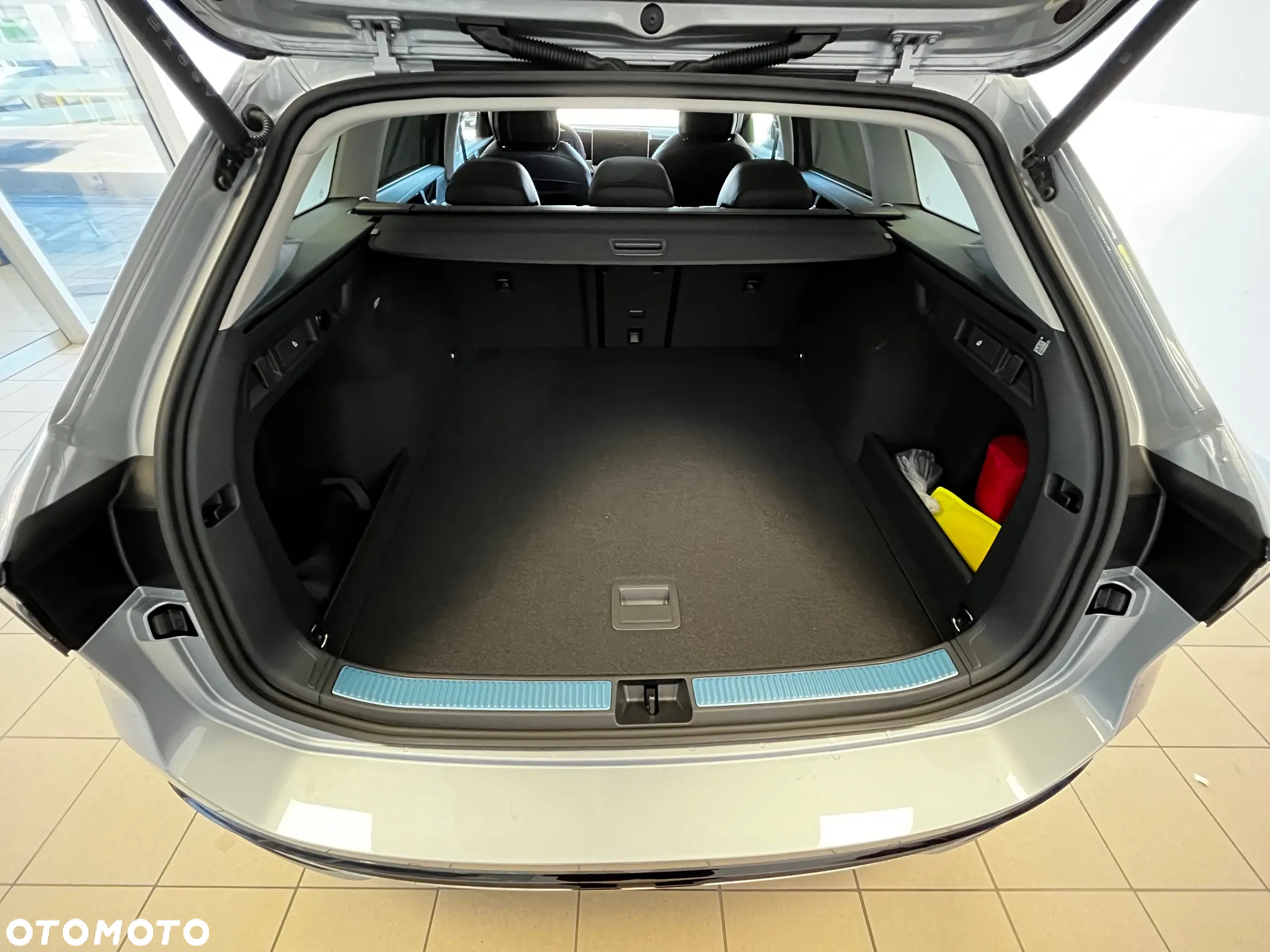 Volkswagen Passat 1.5 TSI EVO Elegance DSG - 8