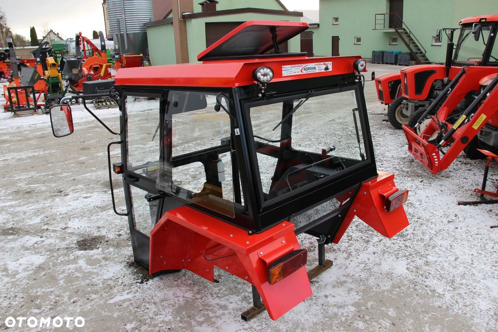 Kabina ciągnikowa kabiny C330 C-330 Naglak Elegant Ral 3020 z błotnikami - 6