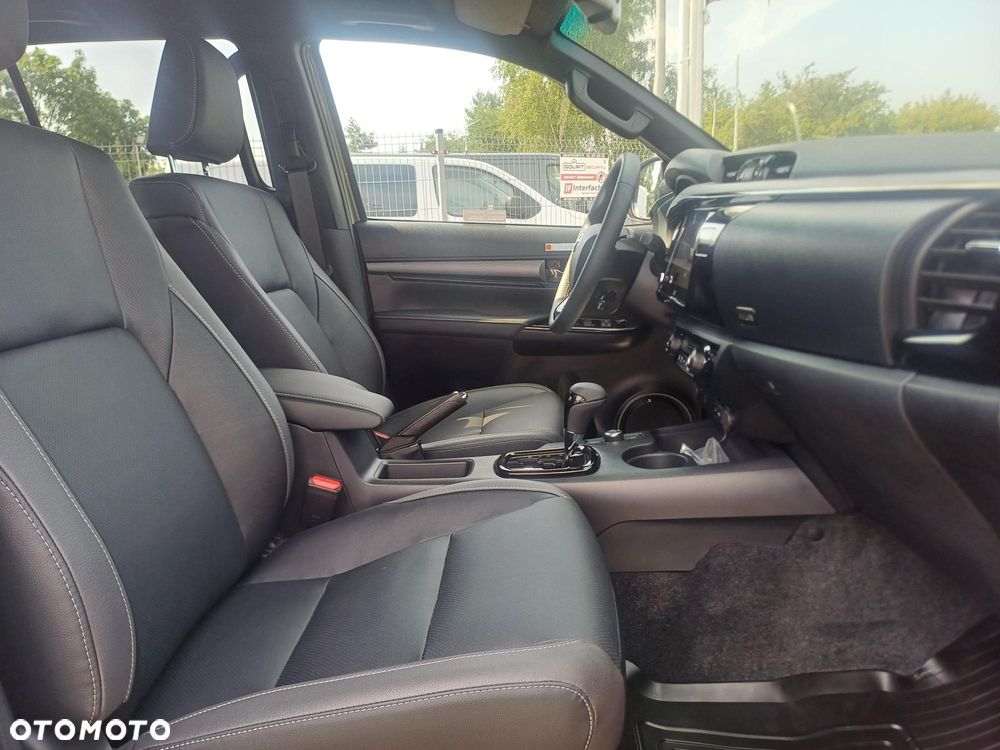 Toyota Hilux - 18