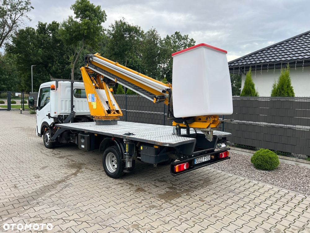 Renault Maxity - 33