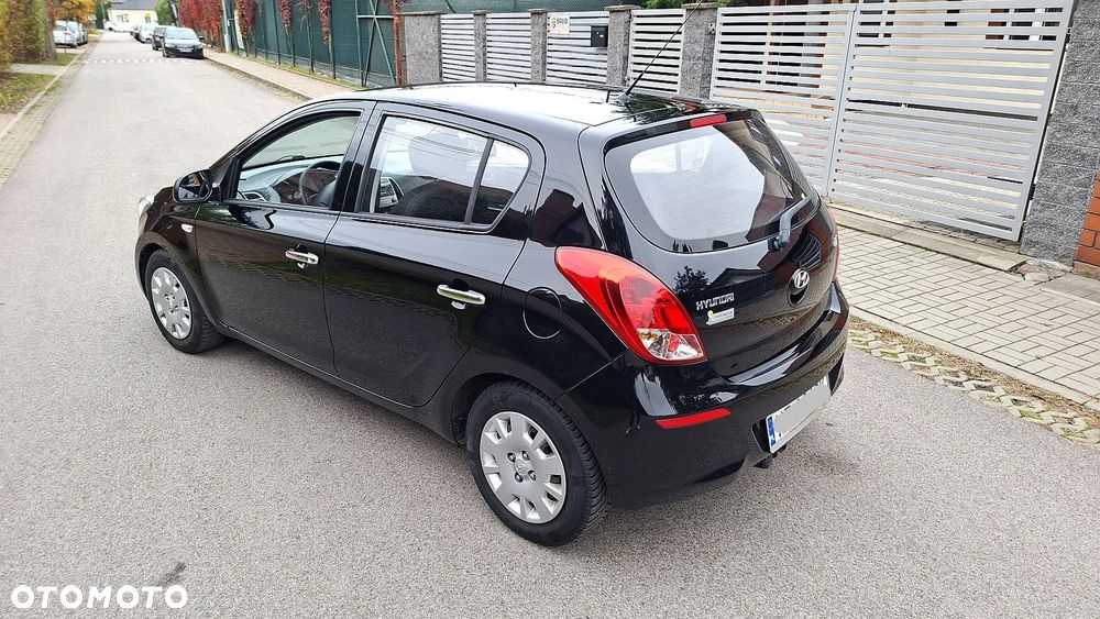 Hyundai i20 1.2 Intro Edition - 34