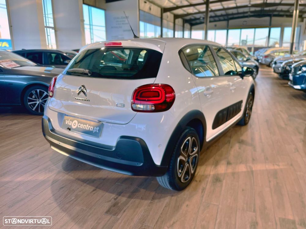 Citroën C3 1.2 PureTech Shine - 2