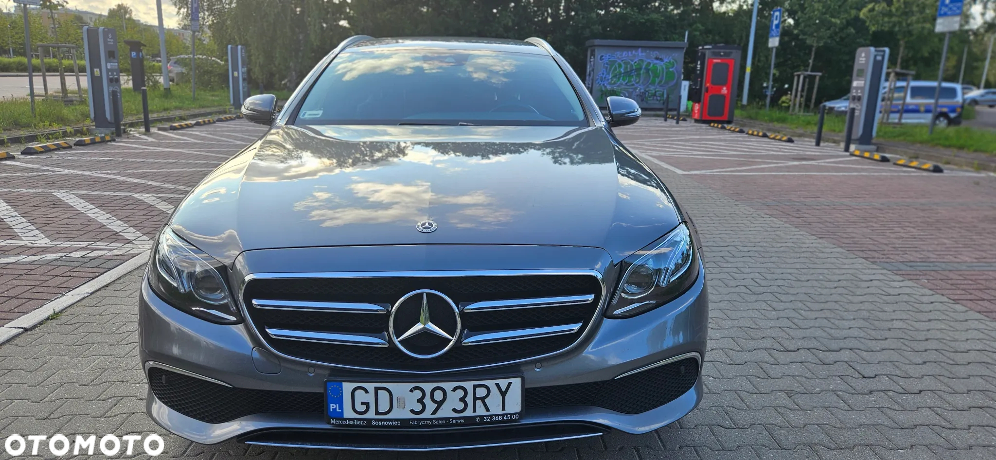 Mercedes-Benz Klasa E 220 d 4-Matic 9G-TRONIC - 10
