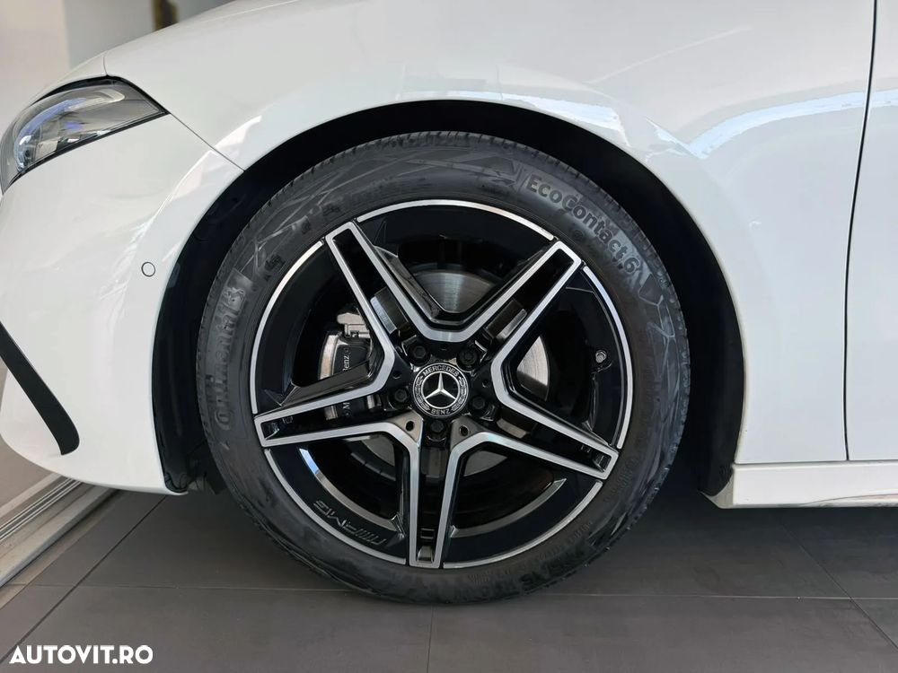 Mercedes-Benz A 180 7G-DCT Advanced AMG Line - 11