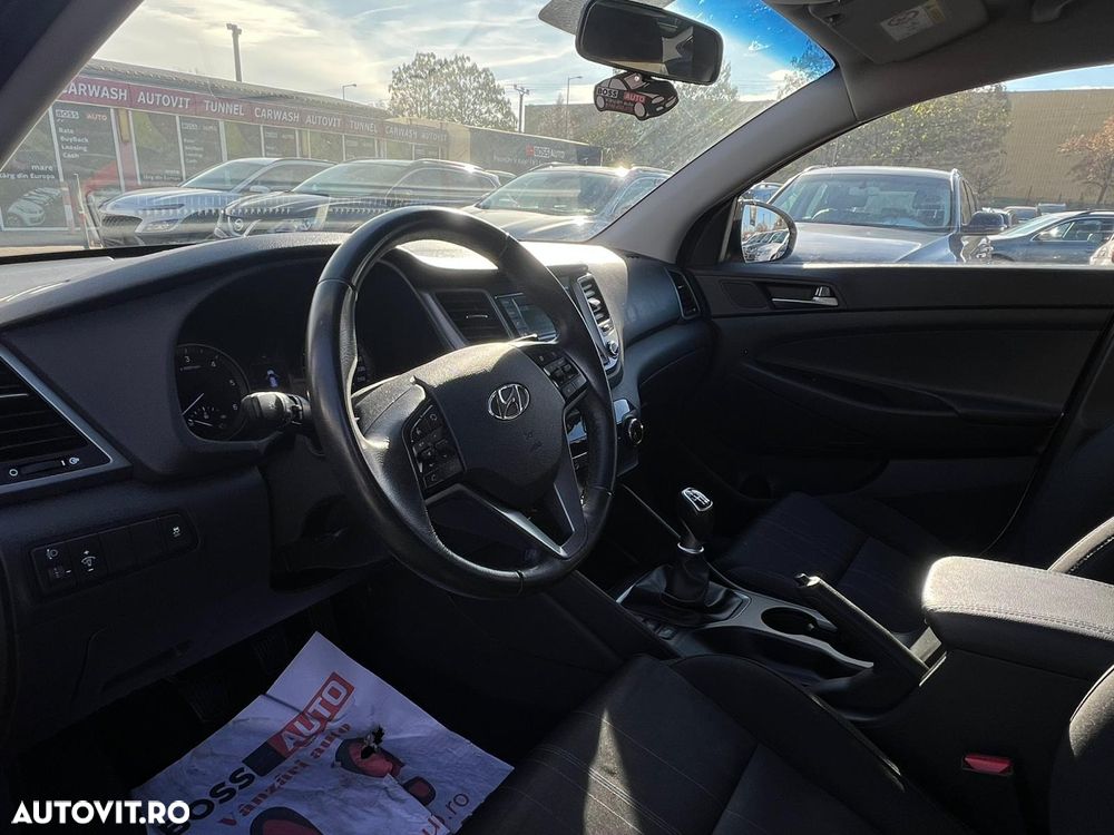 Hyundai Tucson blue 1.7 CRDi 2WD Intro Edition - 8