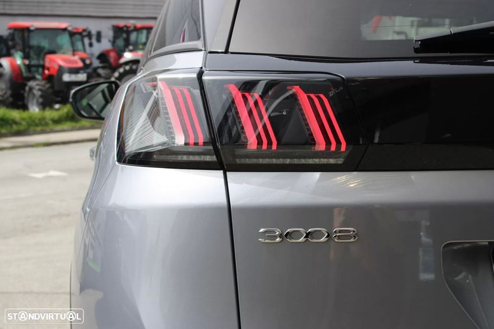 Peugeot 3008 1.5 BlueHDi Allure Pack EAT8 - 25