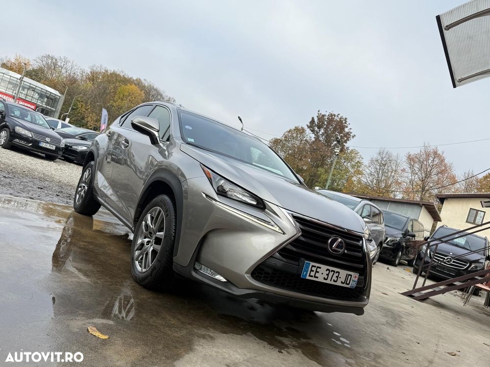 Lexus Seria NX ver-300h - 37