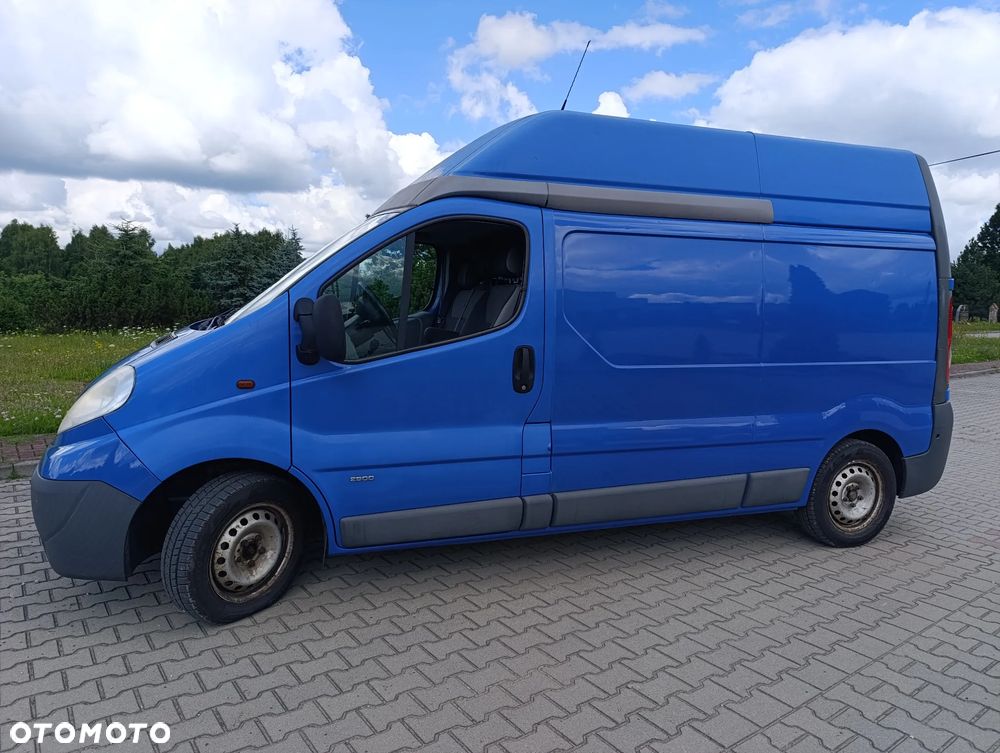 Opel Vivaro - 2