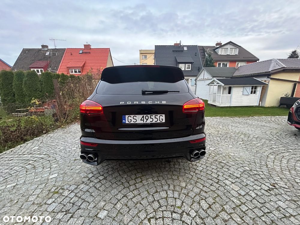 Porsche Cayenne Platinum Edition - 6