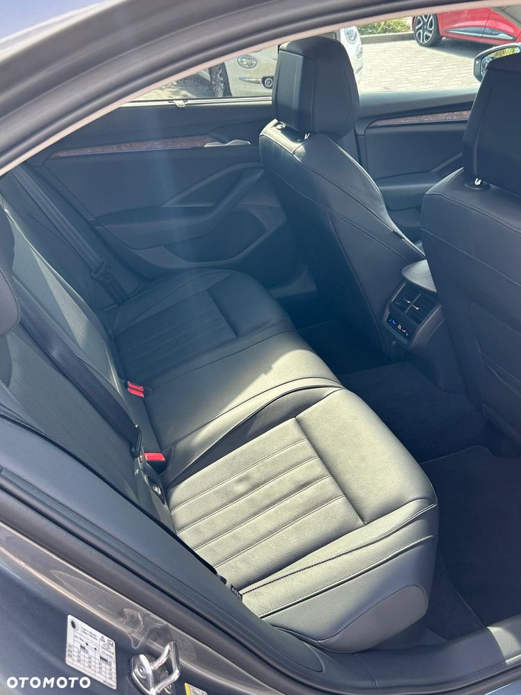 Skoda Superb 2.0 TSI 4x4 L&K DSG - 8