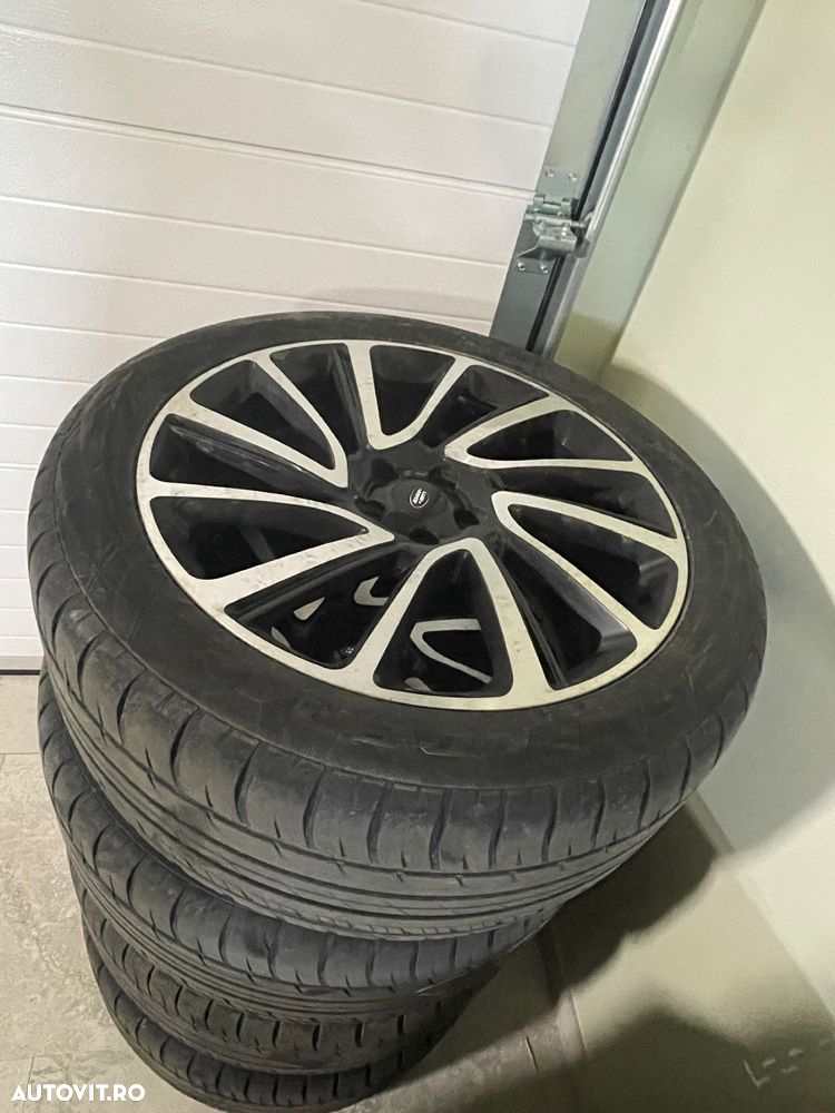 Land Rover Discovery 3.0 TD HSE Aut. - 32