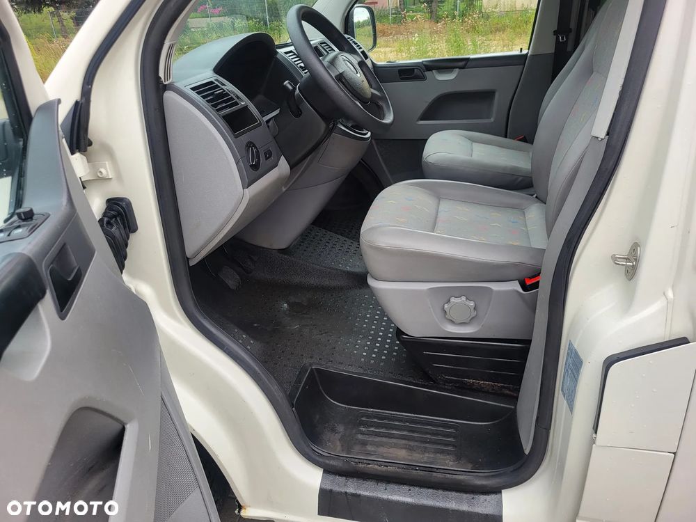 Volkswagen Transporter - 26