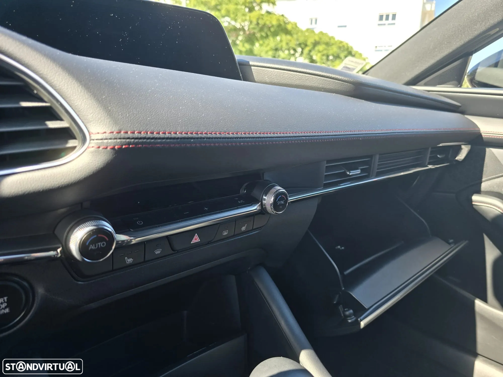 Mazda 3 2.0 Sky-G Homura AT - 14