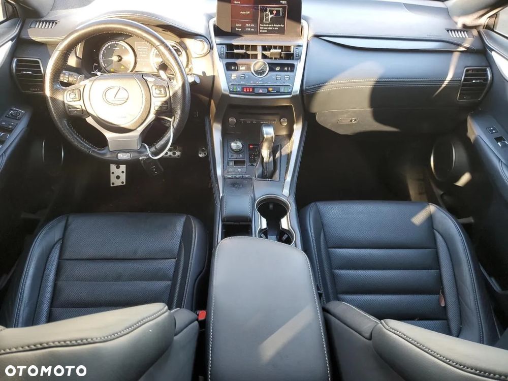 Lexus NX 300 AWD - 7