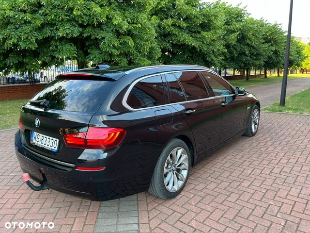 BMW Seria 5 525d xDrive Modern Line - 2