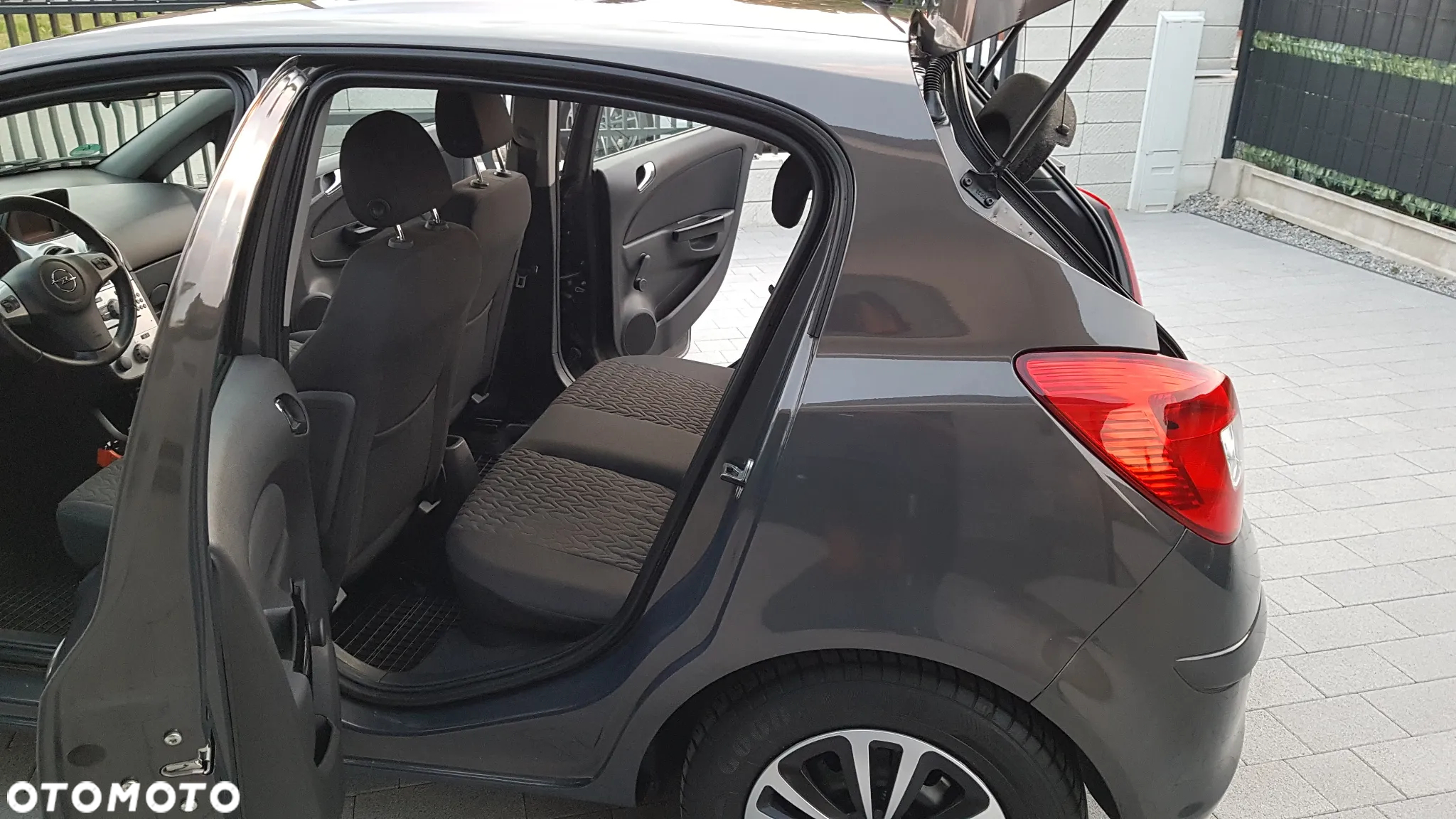 Opel Corsa 1.2 16V Color Edition - 17