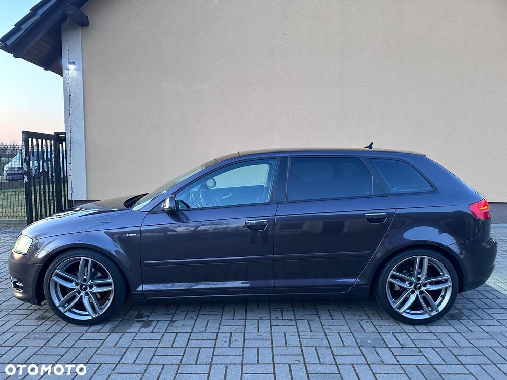 Audi A3 Sportback 2.0 TDI DPF Attraction S tronic - 4