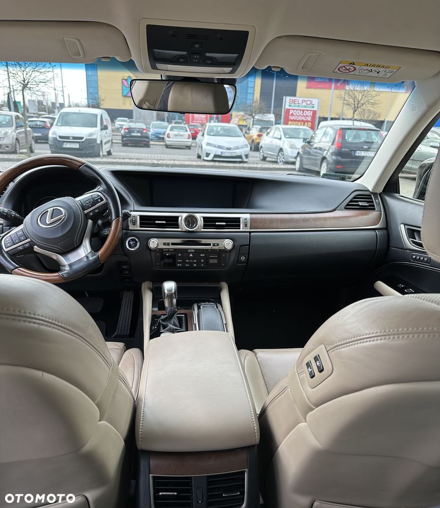 Lexus GS - 4