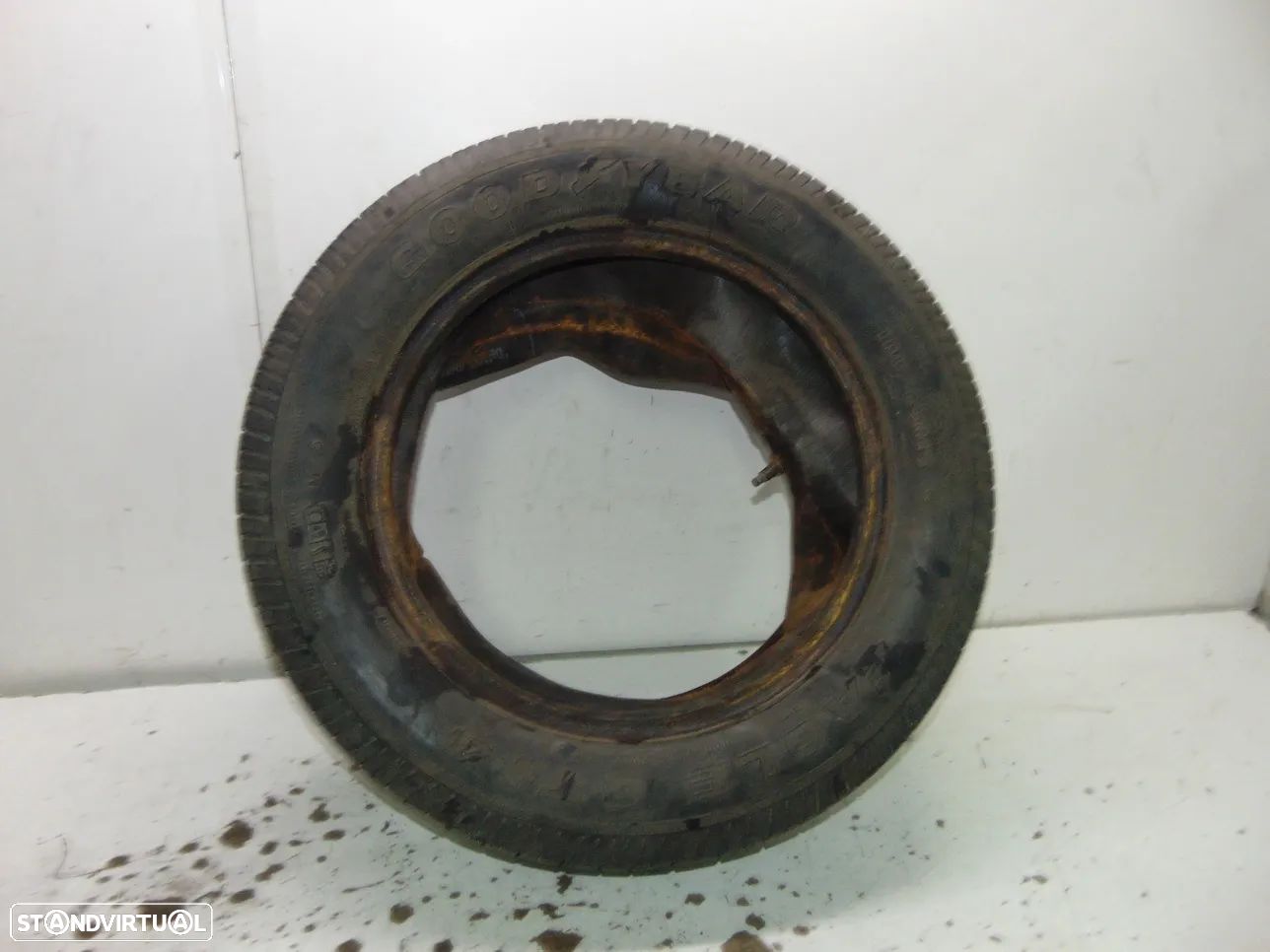 VW Carocha pneu - 1