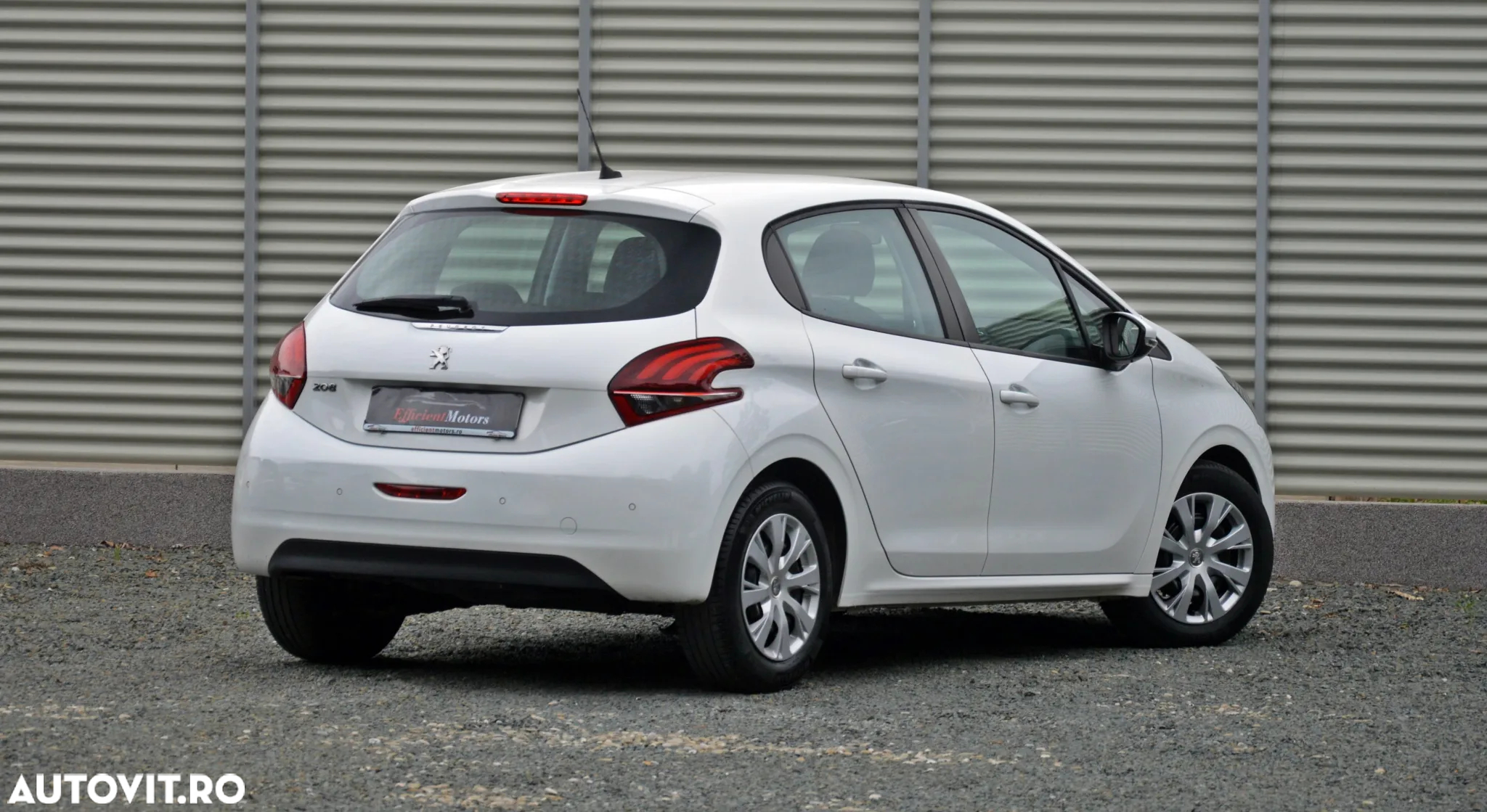 Peugeot 208 BlueHDi 100 Active Pack - 11