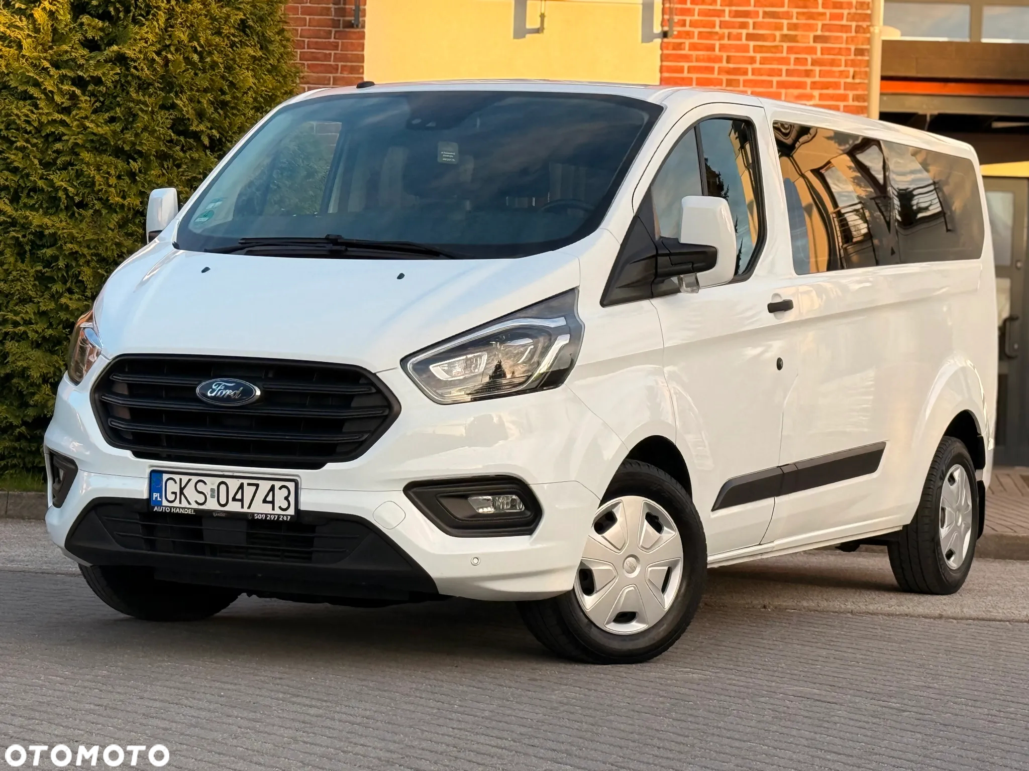 Ford Transit Custom 340 L2H2 VA Autm Nugget Plus - 3