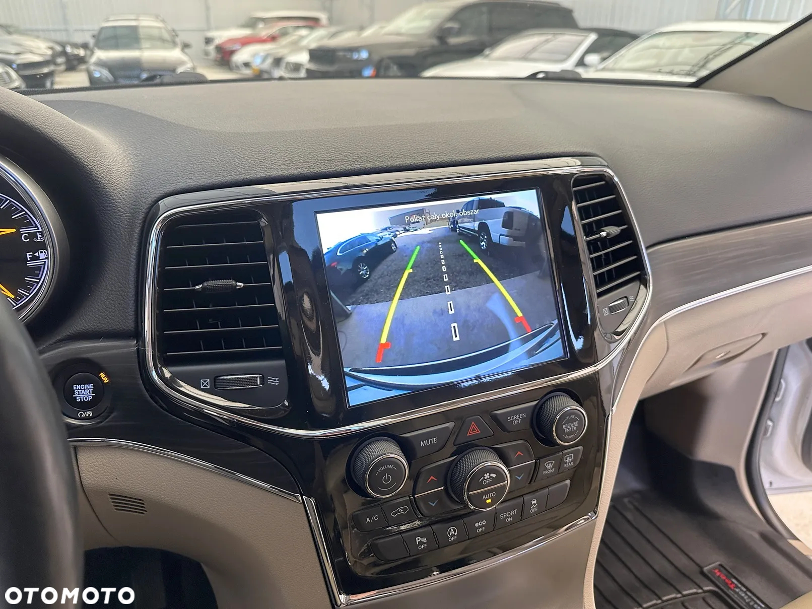 Jeep Grand Cherokee - 9