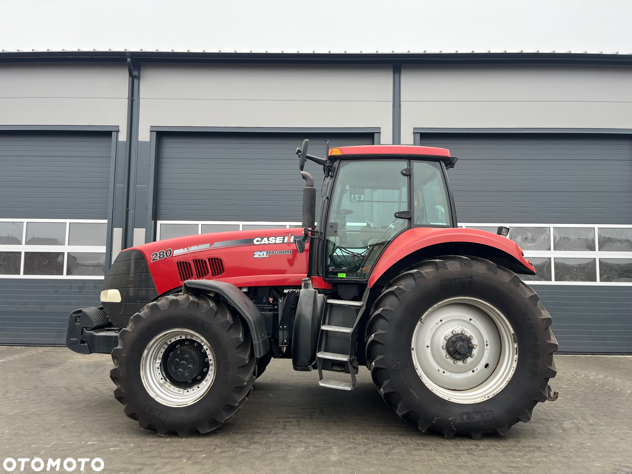 Case IH Magnum 280 - 10