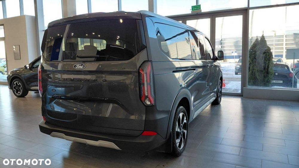 Ford Tourneo Custom - 10