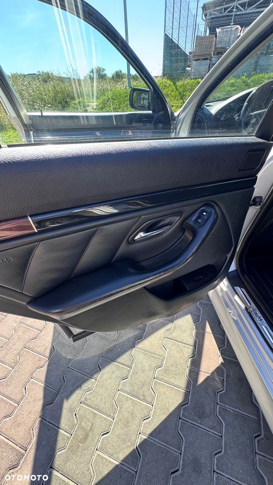 BMW Seria 5 - 11