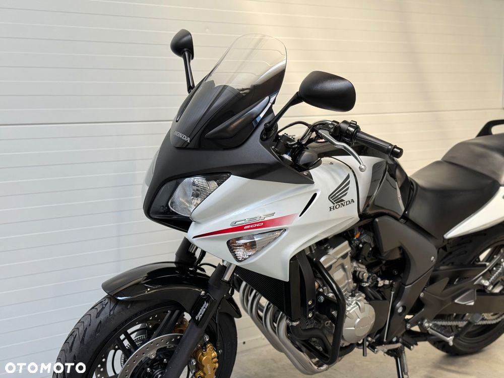 Honda CBF - 24
