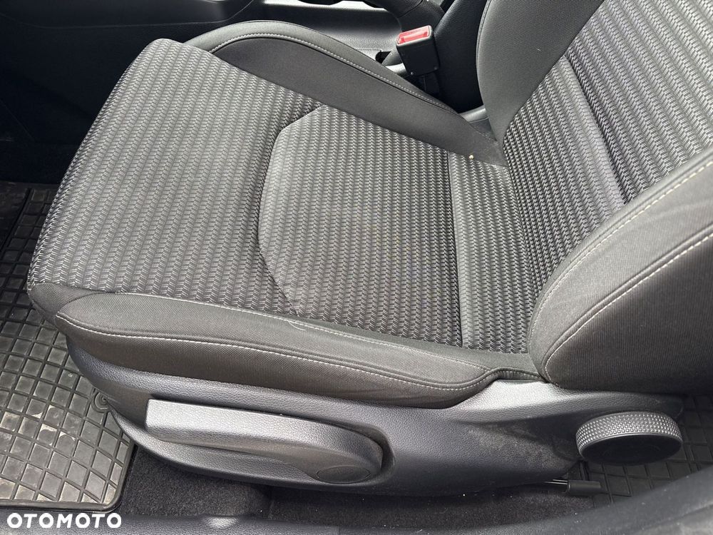 Kia XCeed 1.5 T-GDI M DCT - 12